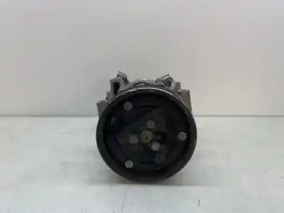 Peça sobressalente para automóvel em segunda mão Compressor De Ar Condicionado A/a A/c por RENAULT CLIO III Exception Referências OEM IAM 8200953359A  
