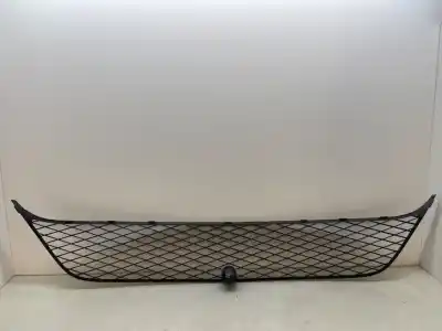 Second-hand car spare part front bumper grille for mitsubishi outlander (cw0) 2.0 di-d invite oem iam references 6402a037  