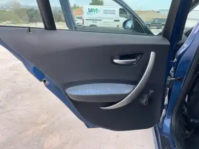 Peça sobressalente para automóvel em segunda mão forra / revestimento da porta traseira esquerda por bmw serie 1 berlina (e81/e87) 118d referências oem iam 