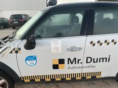 Gebrauchtes Autoersatzteil linke vordere tür zum bmw mini (r56) one d oem-iam-referenzen 