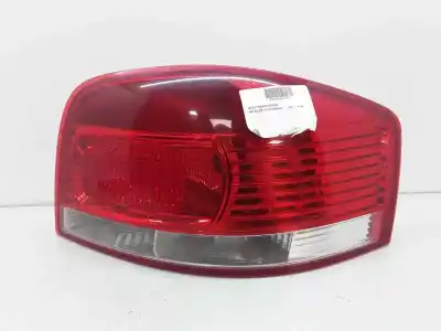 Автозапчасти б/у правый задний фонарь за audi a3 (8p1) 2.0 tdi 16v ссылки oem iam 8p0945096024s  