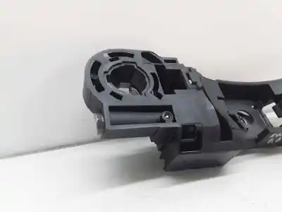 Second-hand car spare part right front outer door handle bracket for renault kangoo dynamique oem iam references 8200497590  