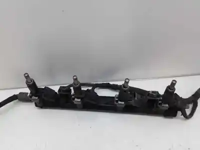 Peça sobressalente para automóvel em segunda mão Régua / Rampa De Injetores por CITROEN C4 BERLINA VTR Plus Referências OEM IAM 75756458002  