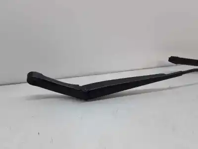 Second-hand car spare part FRONT RIGHT WINDSHIELD WIPER ARM for VOLKSWAGEN TROC A11  OEM IAM references 2GA955410A  
