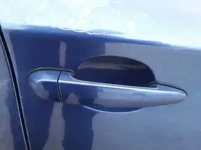 Peça sobressalente para automóvel em segunda mão puxador exterior frente direito por bmw serie 1 berlina (e81/e87) 116i referências oem iam 