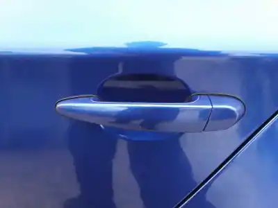 Peça sobressalente para automóvel em segunda mão puxador exterior traseiro esquerdo por bmw serie 1 berlina (e81/e87) 116i referências oem iam 