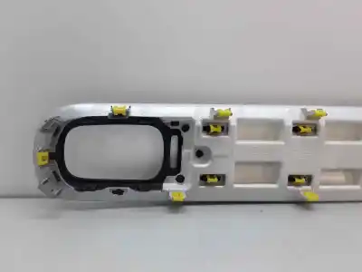 Pezzo di ricambio per auto di seconda mano modanatura per citroen c3 picasso live edition riferimenti oem iam 9812401777  