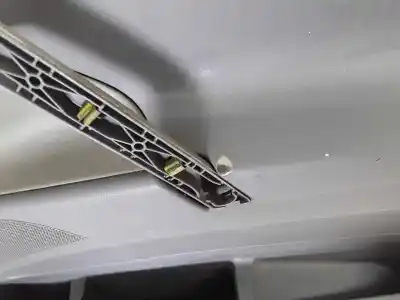 Second-hand car spare part right front door trim for clase c vito w639 basic. combi 111 cdi compacto 639.601 oem iam references a6397270371  