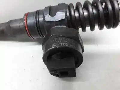 Pezzo di ricambio per auto di seconda mano  per VOLKSWAGEN PASSAT  Riferimenti OEM IAM 038130073F  