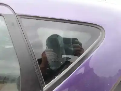 Автозапчастина б/у ліве задне скорівне скло для clase c clase a w168 170 cdi 168.008 посилання на oem iam e143r001057