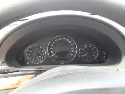 Pezzo di ricambio per auto di seconda mano pannello degli strumenti per mercedes-benz clase e w211 berlina e 200 compressor 211.042 riferimenti oem iam 