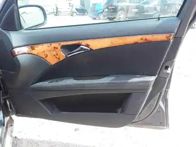 Pezzo di ricambio per auto di seconda mano rivestimento porta anteriore destro per mercedes-benz clase e w211 berlina e 200 compressor 211.042 riferimenti oem iam 