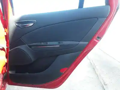 Pezzo di ricambio per auto di seconda mano rivestimento porta posteriore destro per fiat bravo (198) active 1.6 16v multijet 90 (66 kw) riferimenti oem iam 
