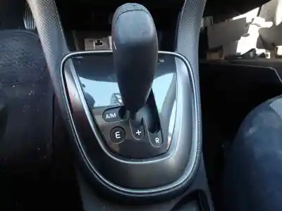 Pezzo di ricambio per auto di seconda mano leva del cambio per fiat bravo (198) active 1.6 16v multijet 90 (66 kw) riferimenti oem iam 