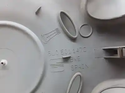 Gebrauchtes Autoersatzteil NABENKAPPEN zum PEUGEOT 206 BERLINA  OEM-IAM-Referenzen 6L0601147C  