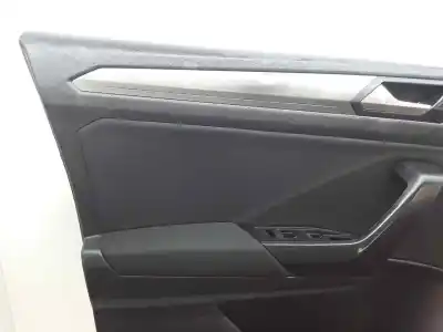Pezzo di ricambio per auto di seconda mano rivestimento porta anteriore sinistro per volkswagen troc a11 sport riferimenti oem iam 2ga867011r