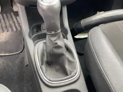 Second-hand car spare part gear lever for opel zafira b d selective oem iam references   