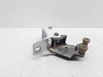 Second-hand car spare part hinge for dacia dokker laureate oem iam references 824a65571r