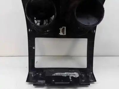 Автозапчастина б/у аератор для nissan qashqai / qashqai +2 i (j10, nj10, jj10e) 1.5 dci посилання на oem iam p10381a77100  