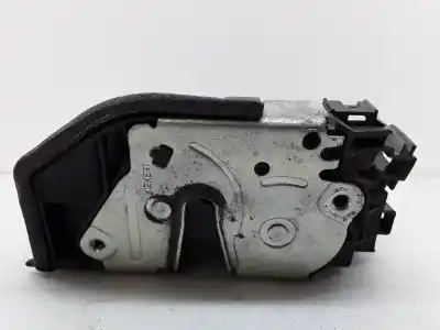 Second-hand car spare part front right door lock for bmw x3 (e83) 3.0 d oem iam references 7202146  