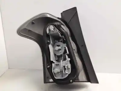 Second-hand car spare part right tailgate light for toyota corolla verso (e12) 1.8 linea sol oem iam references   