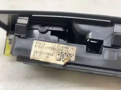 Second-hand car spare part left front power window switch for toyota corolla verso (e12) 1.8 linea sol oem iam references 37073c260a04  