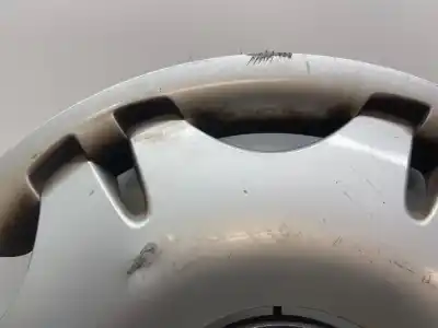 Pezzo di ricambio per auto di seconda mano coprimozzi per clase c vito w639 basic. combi 111 cdi compacto 639.601 riferimenti oem iam a6394000025  