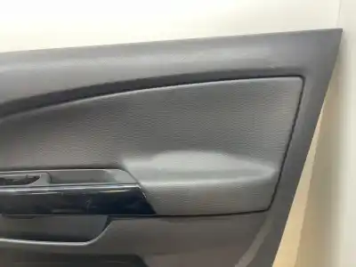 Peça sobressalente para automóvel em segunda mão forra / revestimento da porta dianteira direita por opel zafira b d selective referências oem iam p0112456  
