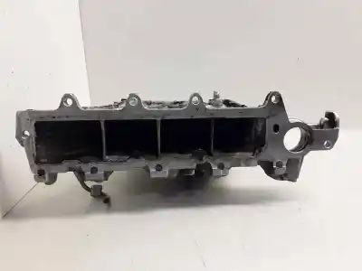 İkinci el araba yedek parçası EMME MANIFOLDU için VOLKSWAGEN PASSAT  OEM IAM referansları 04L129766AD  