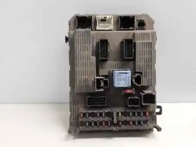 Peça sobressalente para automóvel em segunda mão Caixa De Fusíveis E Relés por CITROEN C5 BERLINA 2.2 HDi Vivace Referências OEM IAM 9643805380IH  