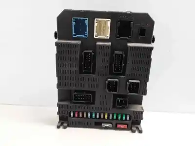 Second-hand car spare part fuse box unit for citroen c4 berlina vtr plus oem iam references 9659285680  