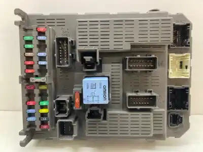 Pezzo di ricambio per auto di seconda mano SCATOLA RELÈ/FUSIBILI per CITROEN C8  Riferimenti OEM IAM 1400310480  