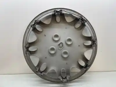 Pièce détachée automobile d'occasion CAPUCHONS DE MOYEUX pour RENAULT CLIO II FASE I (B/CBO) 1.2 Alize Références OEM IAM 7700427190  