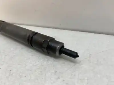 Pièce détachée automobile d'occasion INJECTEUR pour IVECO DAILY CAJA ABIERTA / VOLQUETE 35-10 Caja abierta Références OEM IAM 0432193757  