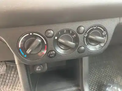 Pezzo di ricambio per auto di seconda mano controllo climatico per suzuki swift berlina mz gl 5ptas. riferimenti oem iam 