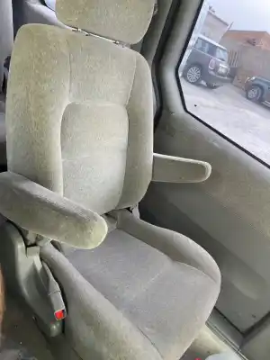 Piesă de schimb auto la mâna a doua SCAUNE DIN SPATE PARTEA STÂNGÃ pentru KIA CARNIVAL II 2.9 CDRi EX Referințe OEM IAM   