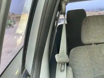 Piesă de schimb auto la mâna a doua CENTURÃ DE SIGURANTÃ SPATE DREAPTA pentru KIA CARNIVAL II 2.9 CDRi EX Referințe OEM IAM   