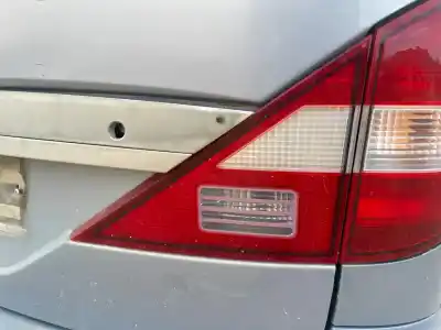 Recambio de automóvil de segunda mano de PILOTO TRASERO DERECHO INTERIOR para SSANGYONG RODIUS  referencias OEM IAM   
