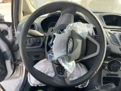 Peça sobressalente para automóvel em segunda mão volante por ford fiesta cb1 1.25 16v cat referências oem iam 