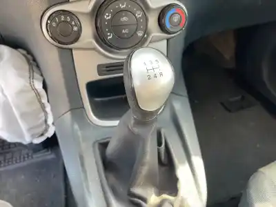 Peça sobressalente para automóvel em segunda mão alavanca de velocidades por ford fiesta cb1 1.25 16v cat referências oem iam 