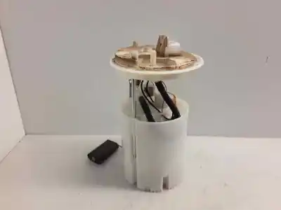 Second-hand car spare part fuel pump for opel corsa b top 100 (e) oem iam references 13436579  