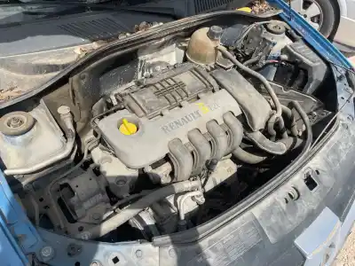Автозапчастина б/у двигун комплект для renault clio ii fase ii b cb0 authentique посилання на oem iam d4fb7  