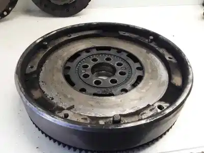 Second-hand car spare part clutch kit for land rover freelander (ln) e familiar oem iam references 21217781462