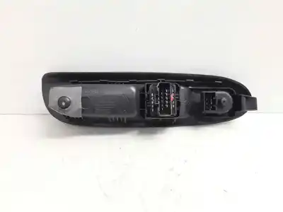 Peça sobressalente para automóvel em segunda mão botão / interruptor elevador vidro dianteiro esquerdo por renault clio ii fase ii b cb0 authentique referências oem iam   