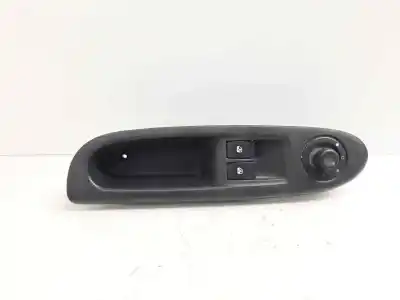Peça sobressalente para automóvel em segunda mão botão / interruptor elevador vidro dianteiro esquerdo por renault clio ii fase ii b cb0 authentique referências oem iam 