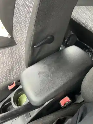 Piesă de schimb auto la mâna a doua COTIERA CENTRALA pentru KIA CEED (ED) 1.6 Concept Referințe OEM IAM   