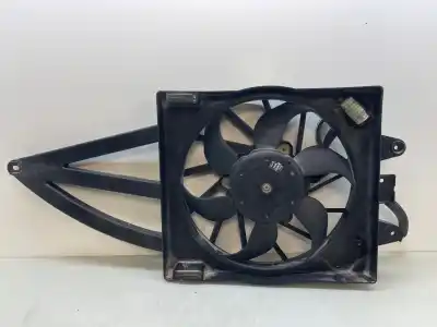Pezzo di ricambio per auto di seconda mano elettroventola per fiat ii panda 169 1.2 8v climbing 4x4 riferimenti oem iam 51732069