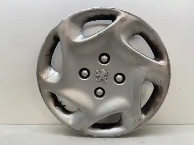Recambio de automóvil de segunda mano de TAPACUBOS para PEUGEOT 206  referencias OEM IAM 9628302077  