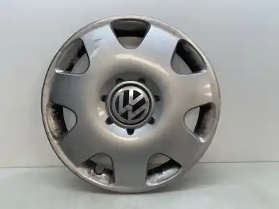 İkinci el araba yedek parçası HUB KAPAKLARI için VOLKSWAGEN POLO  OEM IAM referansları 5Z0601147C  