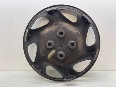 Recambio de automóvil de segunda mano de TAPACUBOS para PEUGEOT 206  referencias OEM IAM 9628302077  